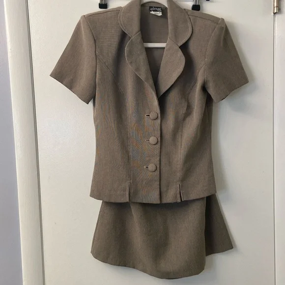 Splurge Skirts | 2-Piece Sexy Mini Skirt Suit | Color: Tan | Size: 5j | Rachellucke's Closet
